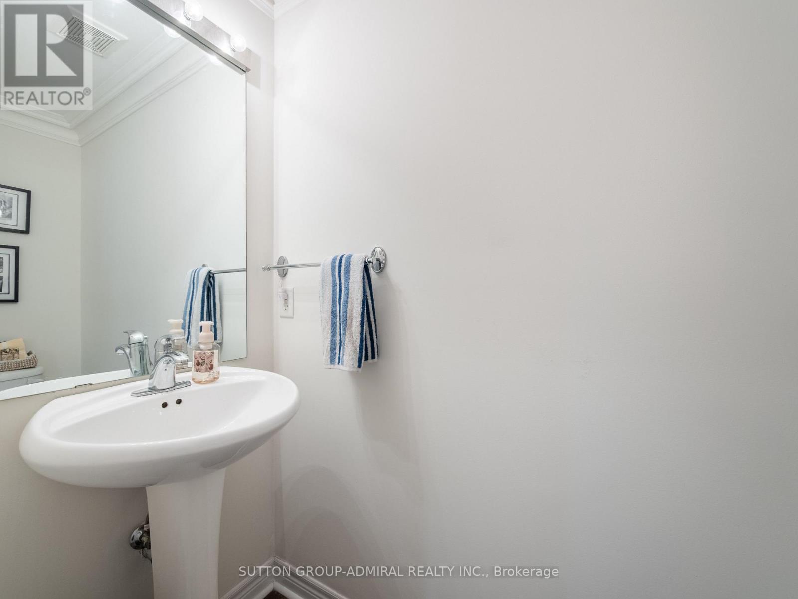 87 Rivington Avenue Property Photo 22