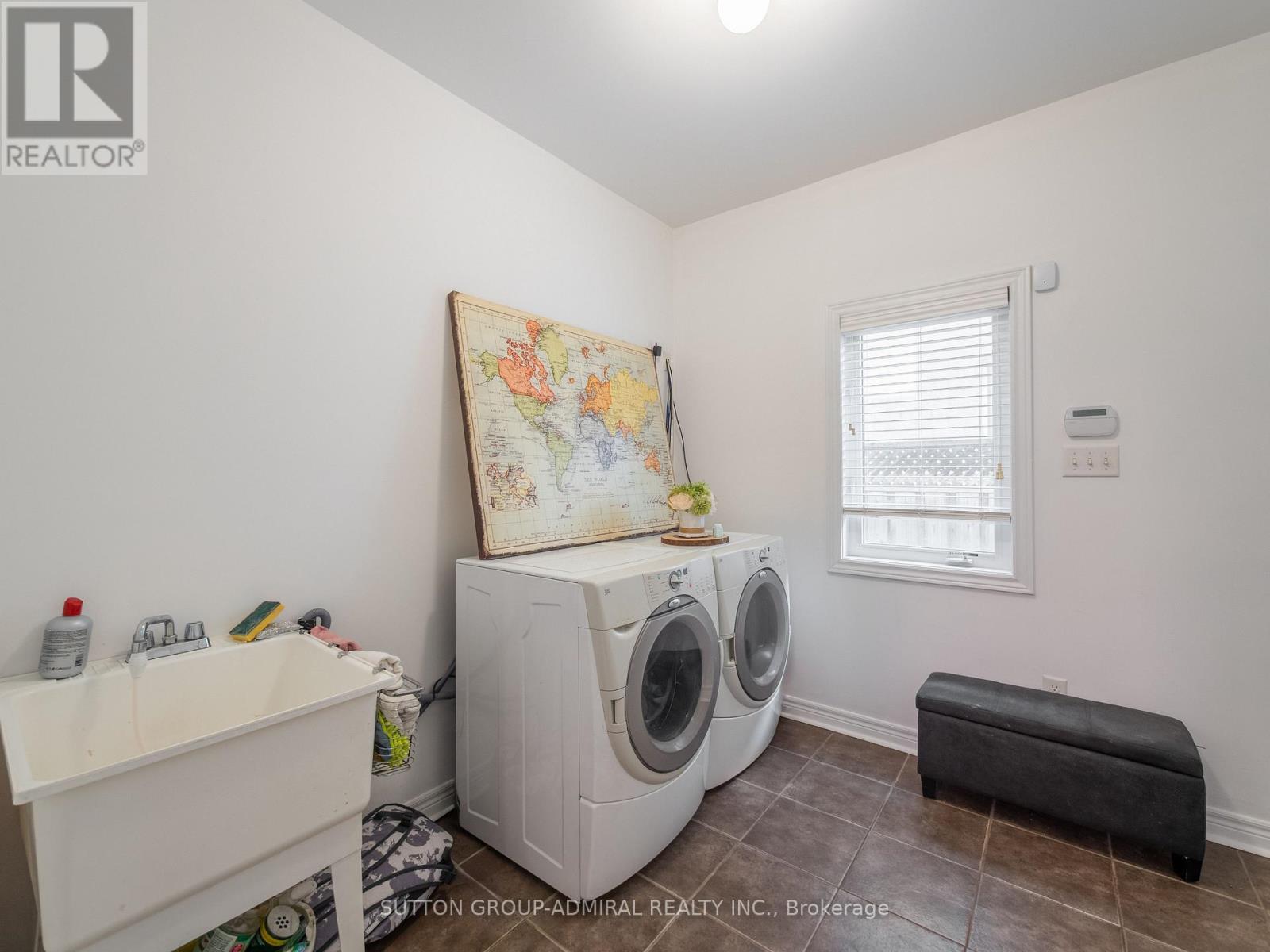 87 Rivington Avenue Property Photo 23