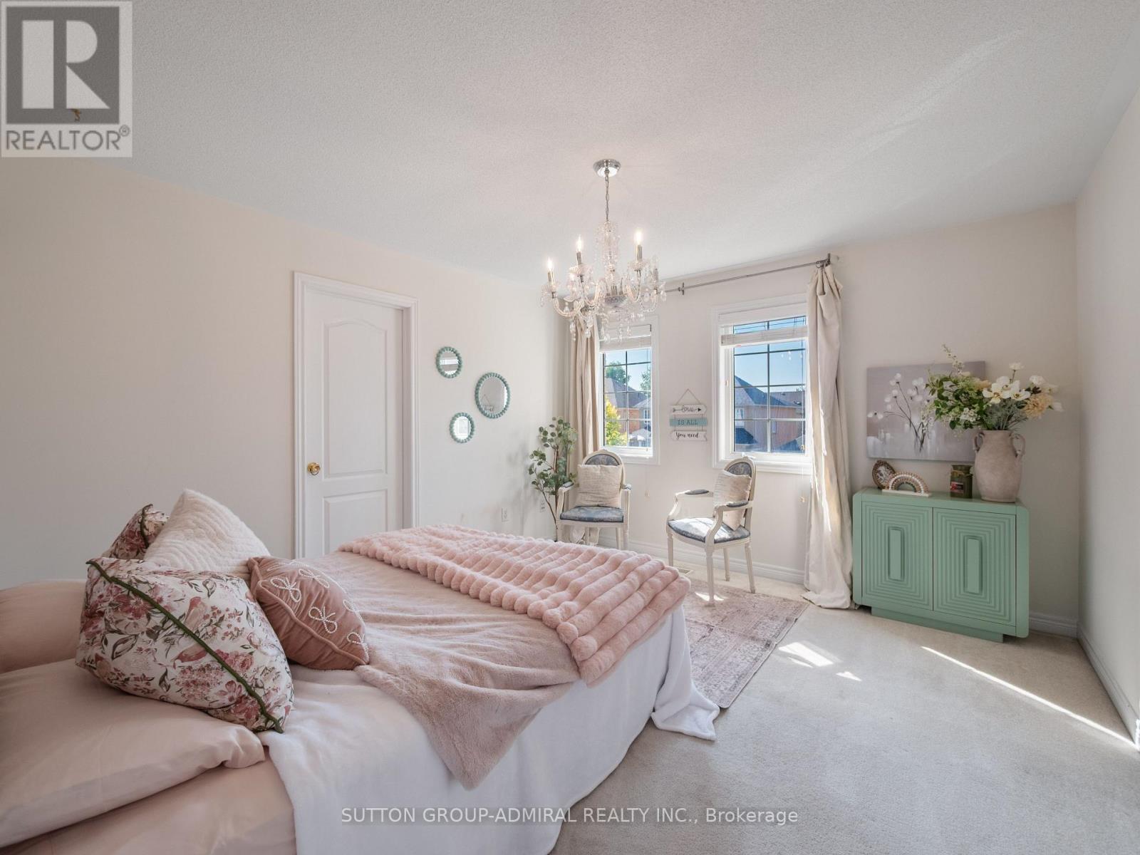 87 Rivington Avenue Property Photo 35