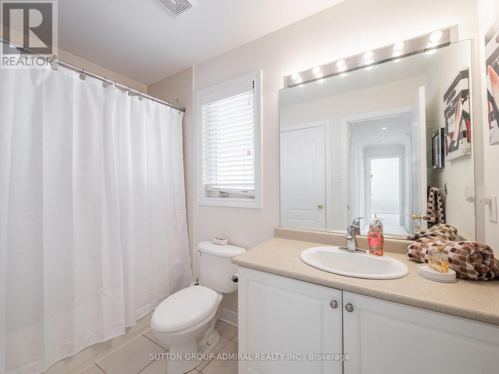 87 Rivington Avenue Property Photo 40
