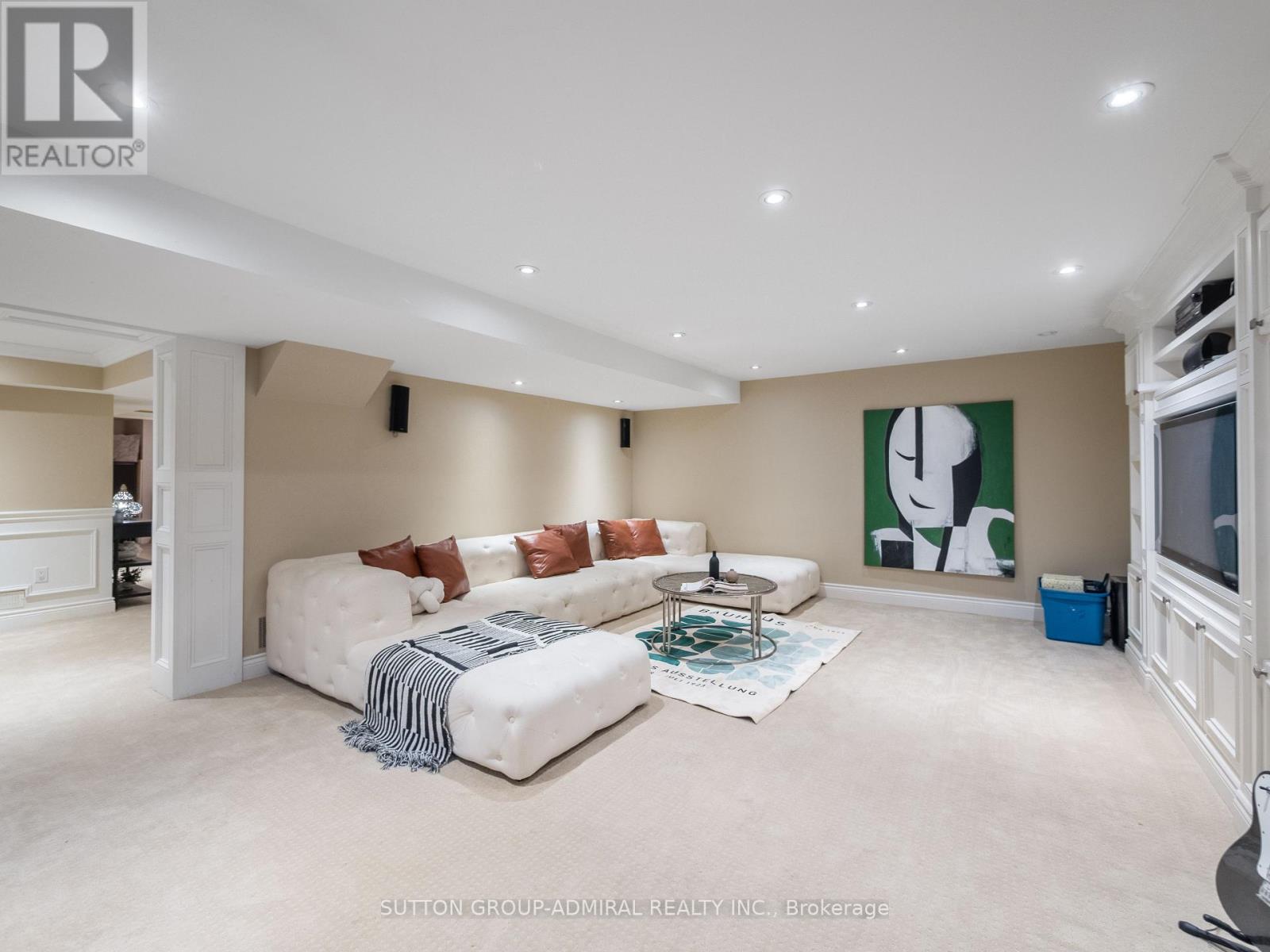 87 Rivington Avenue Property Photo 44