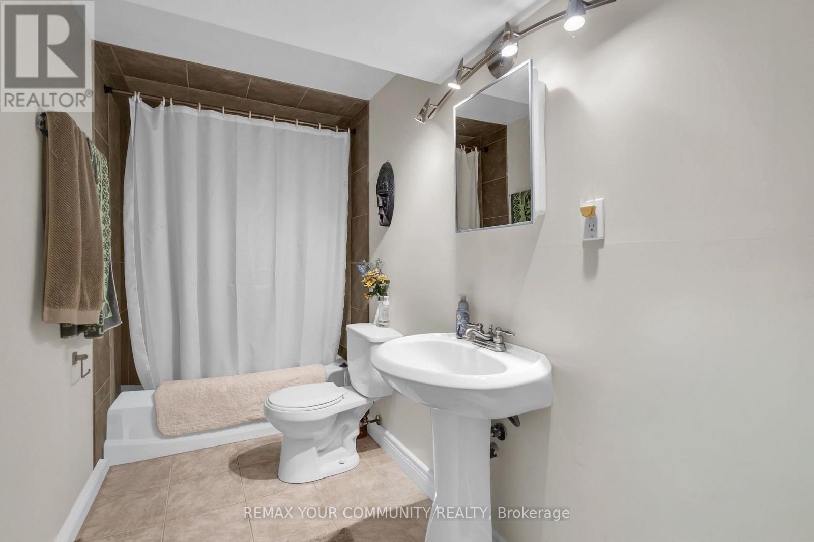 331 John Bowser Crescent Property Photo 41