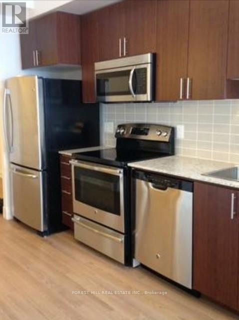 621 - 7161 Yonge Street Property Photo 4