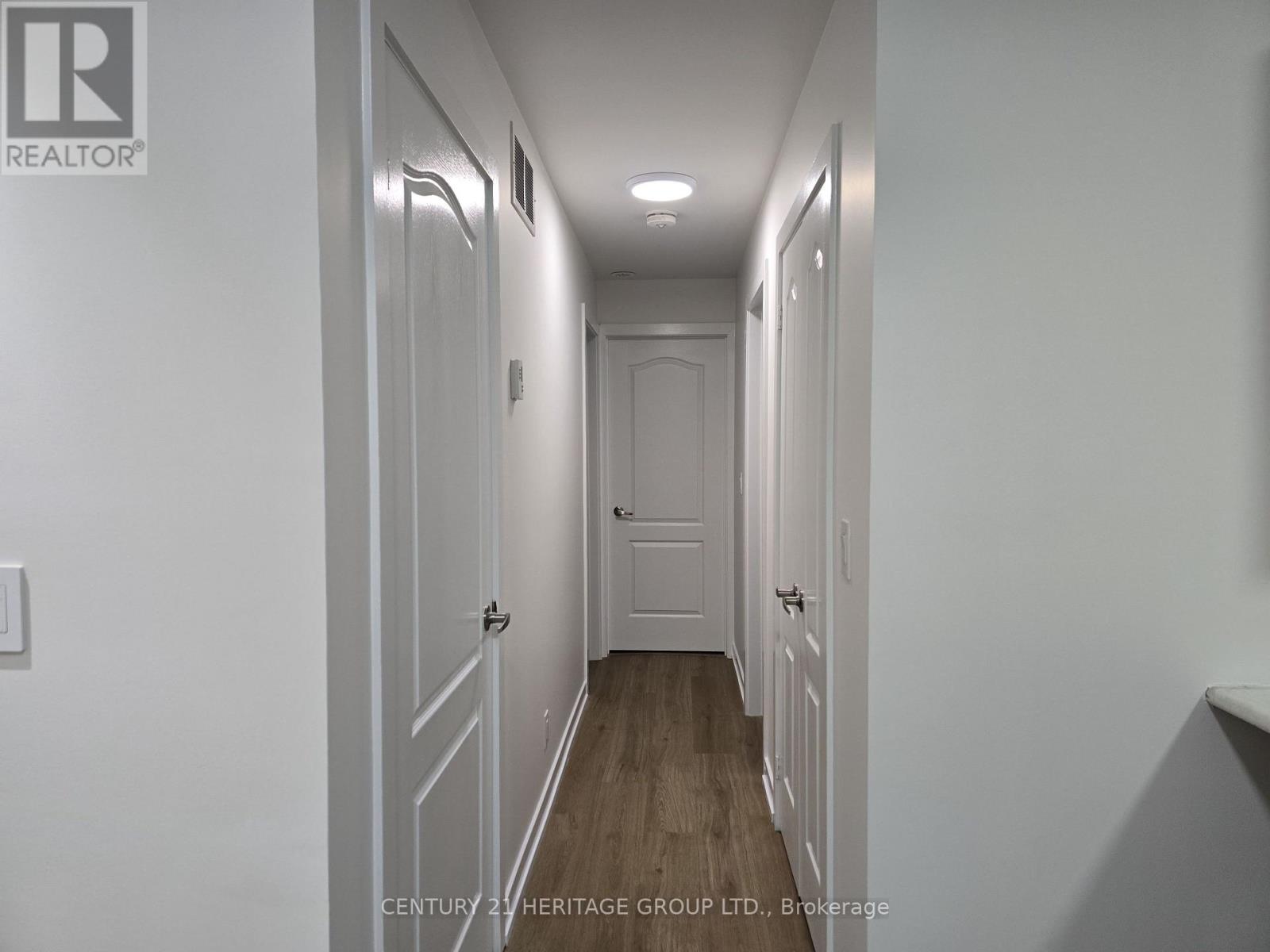 309 - 20 Dunsheath Way Property Photo 12