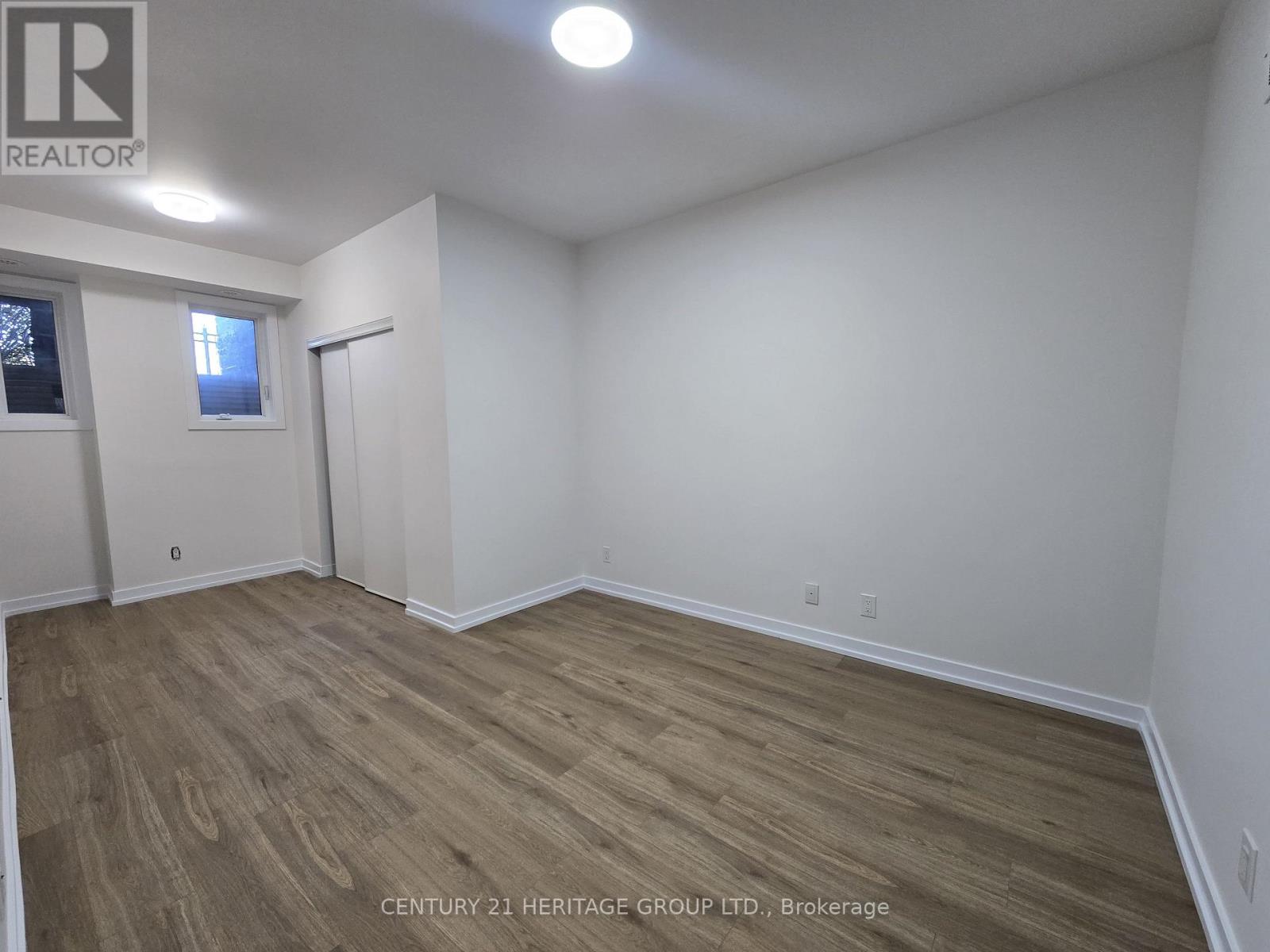 309 - 20 Dunsheath Way Property Photo 13