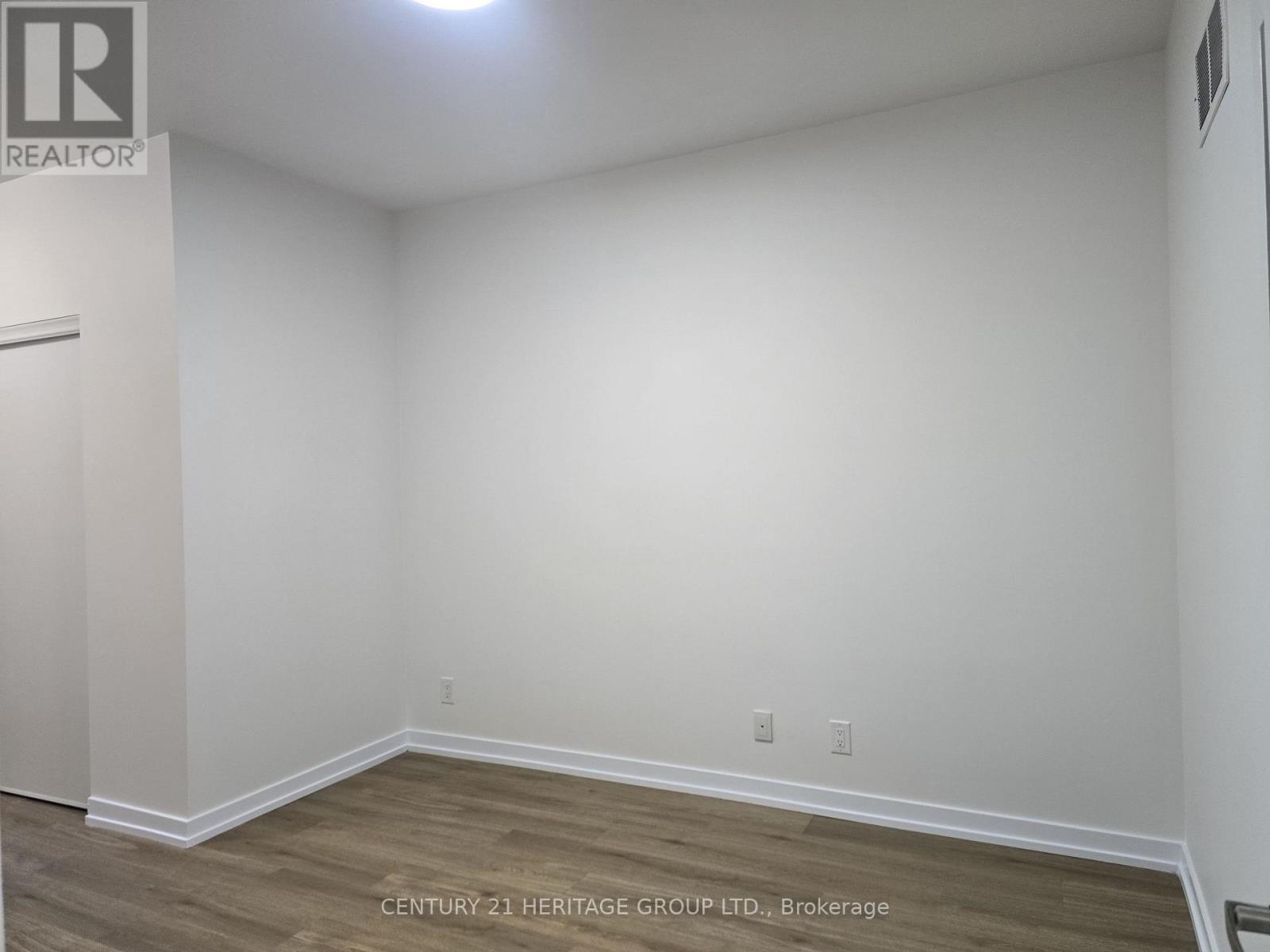 309 - 20 Dunsheath Way Property Photo 15