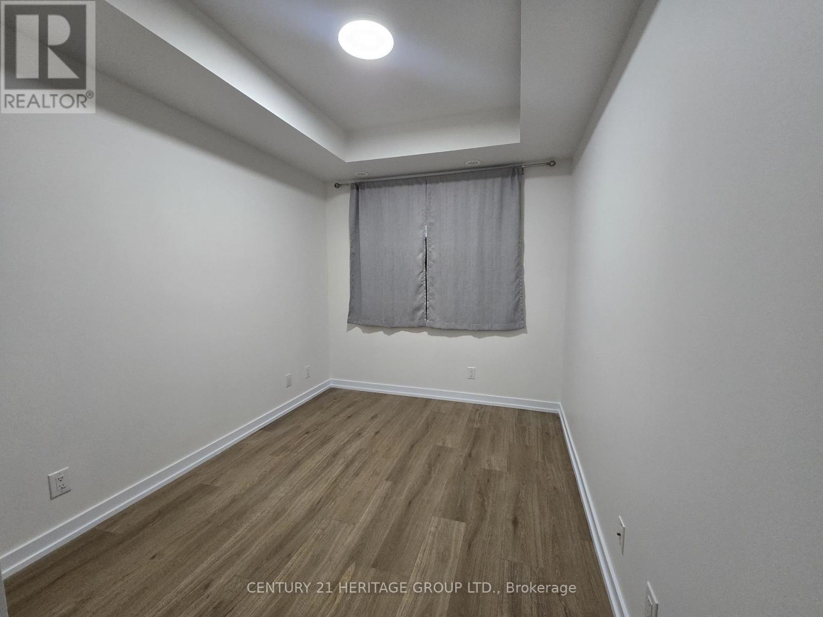 309 - 20 Dunsheath Way Property Photo 19