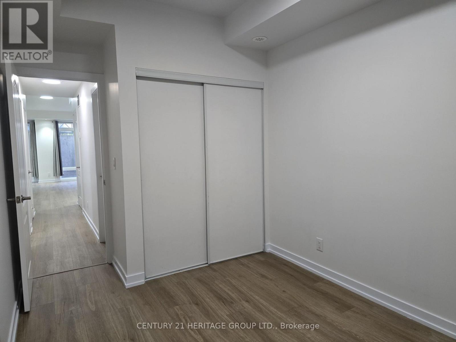 309 - 20 Dunsheath Way Property Photo 21