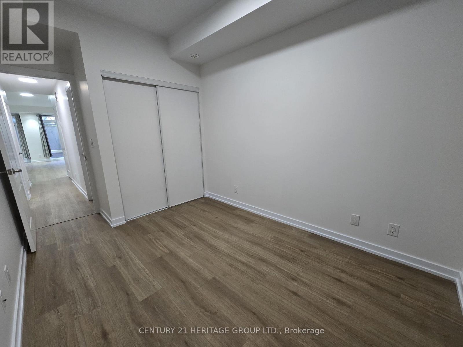 309 - 20 Dunsheath Way Property Photo 22