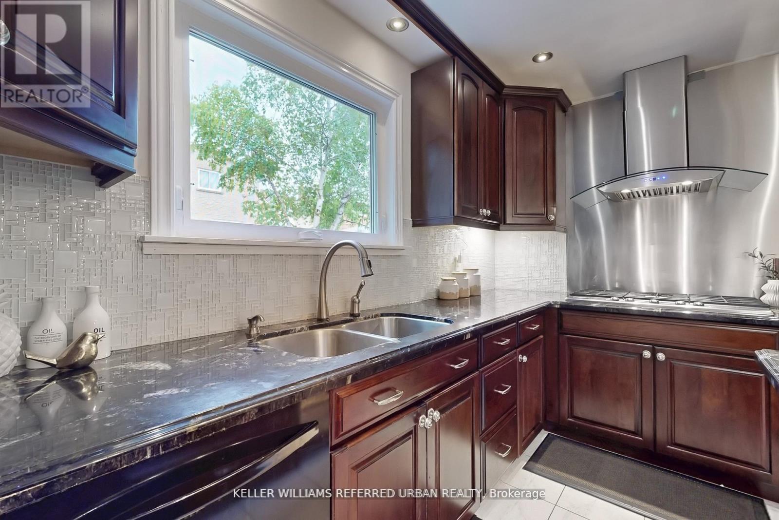 158 Walton Drive Property Photo 11