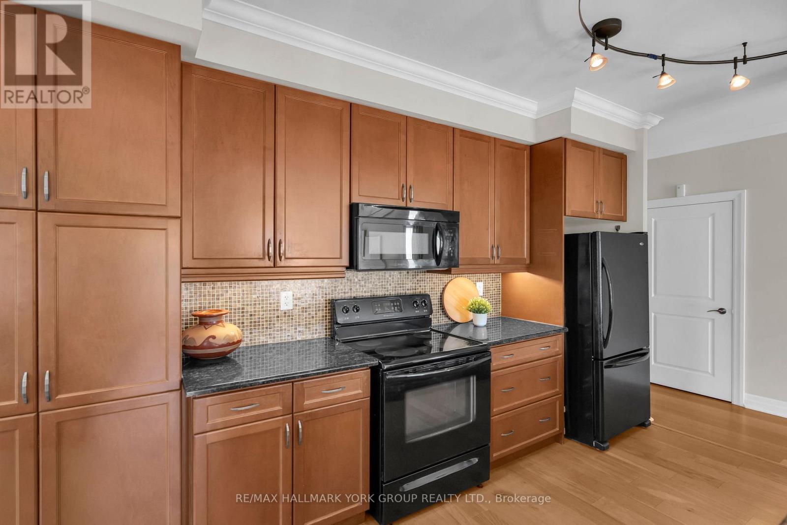 212 - 180 John West Way Property Photo 19