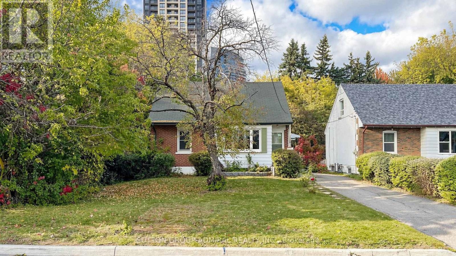 10 Highland Park Boulevard Photo de la propriété 1