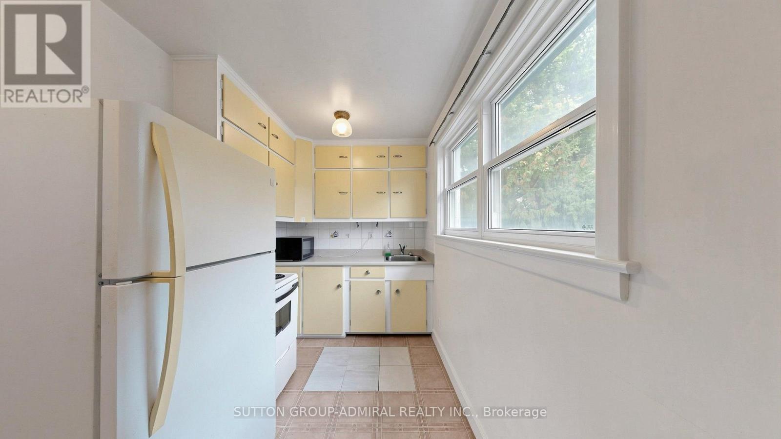 10 Highland Park Boulevard Property Photo 18