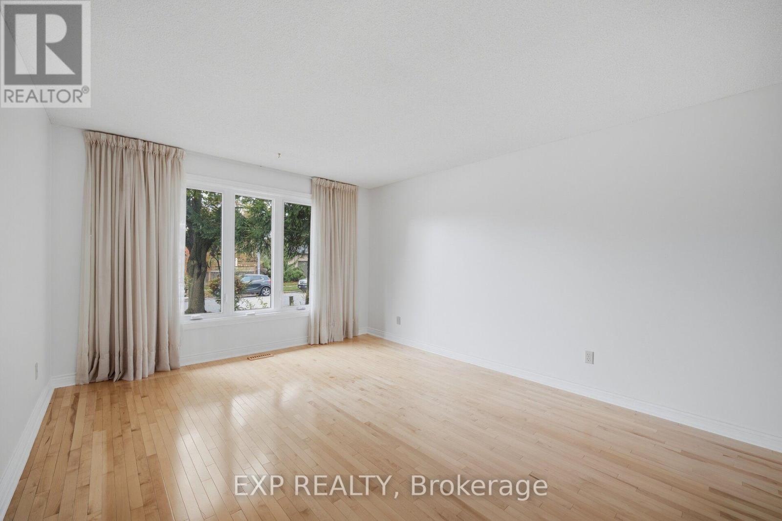 20 Devlin Place Property Photo 5