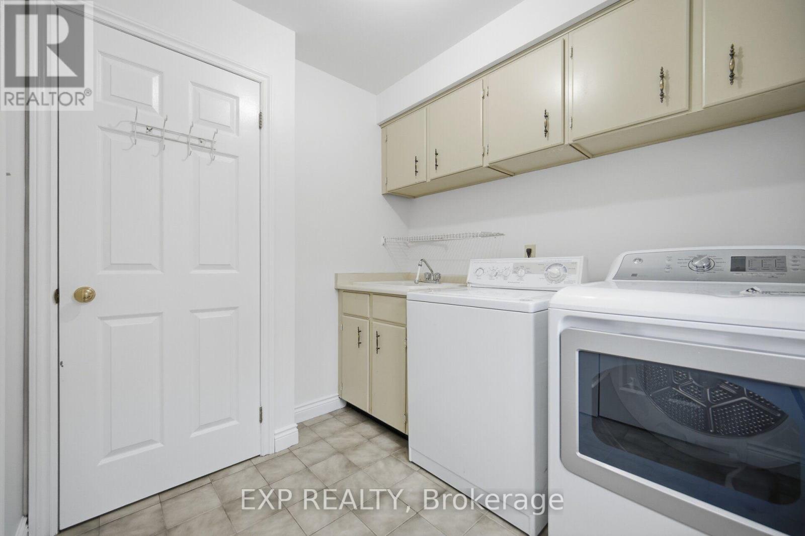 20 Devlin Place Property Photo 13
