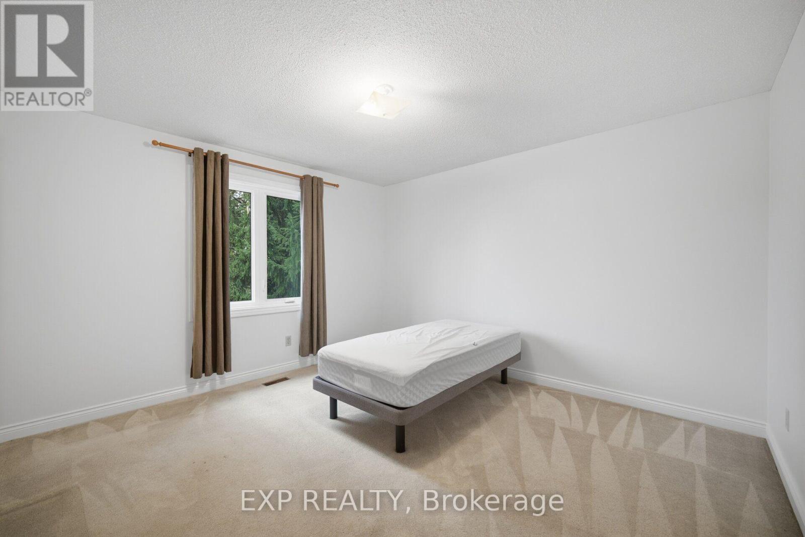 20 Devlin Place Property Photo 21