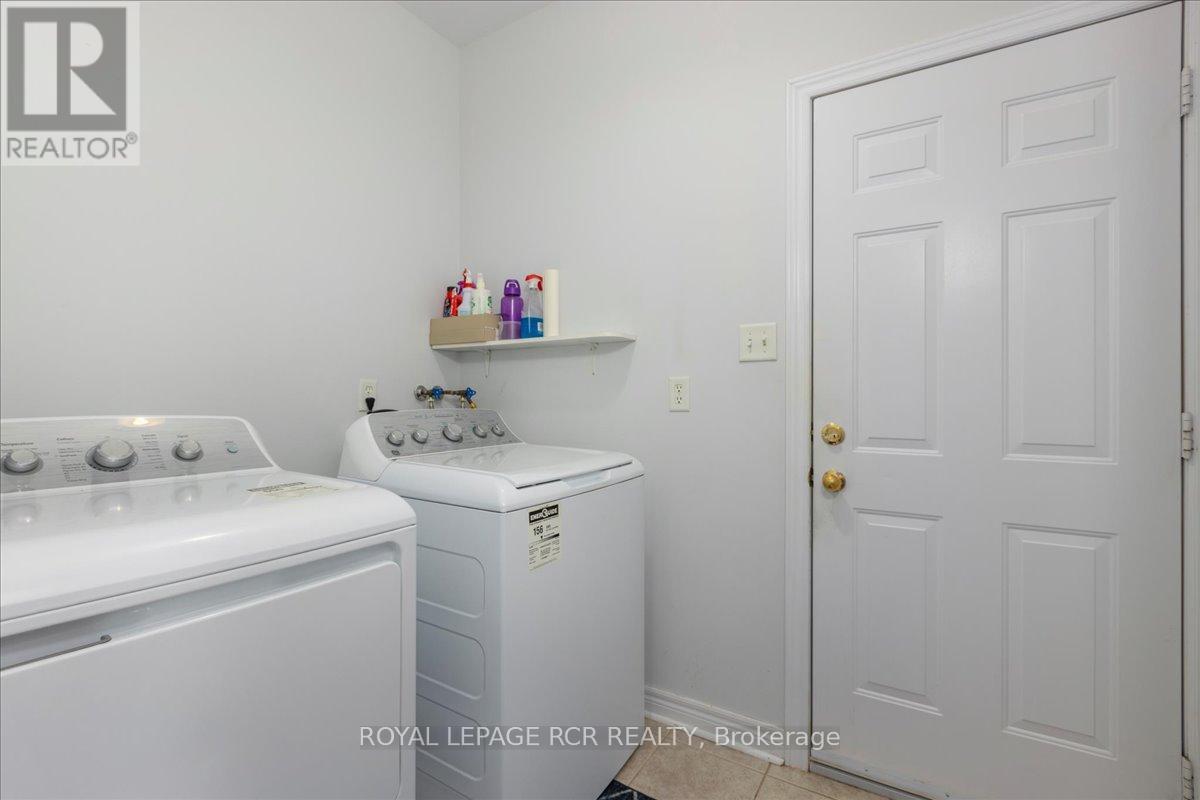 332 King Street Property Photo 5
