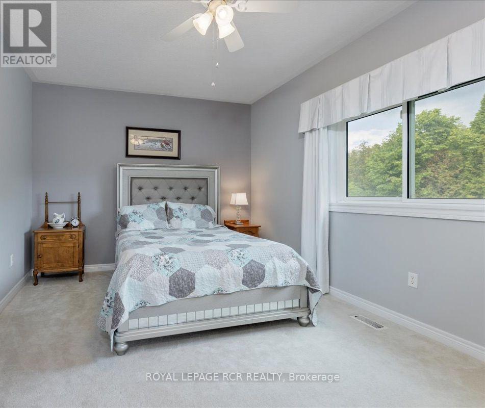 332 King Street Property Photo 9