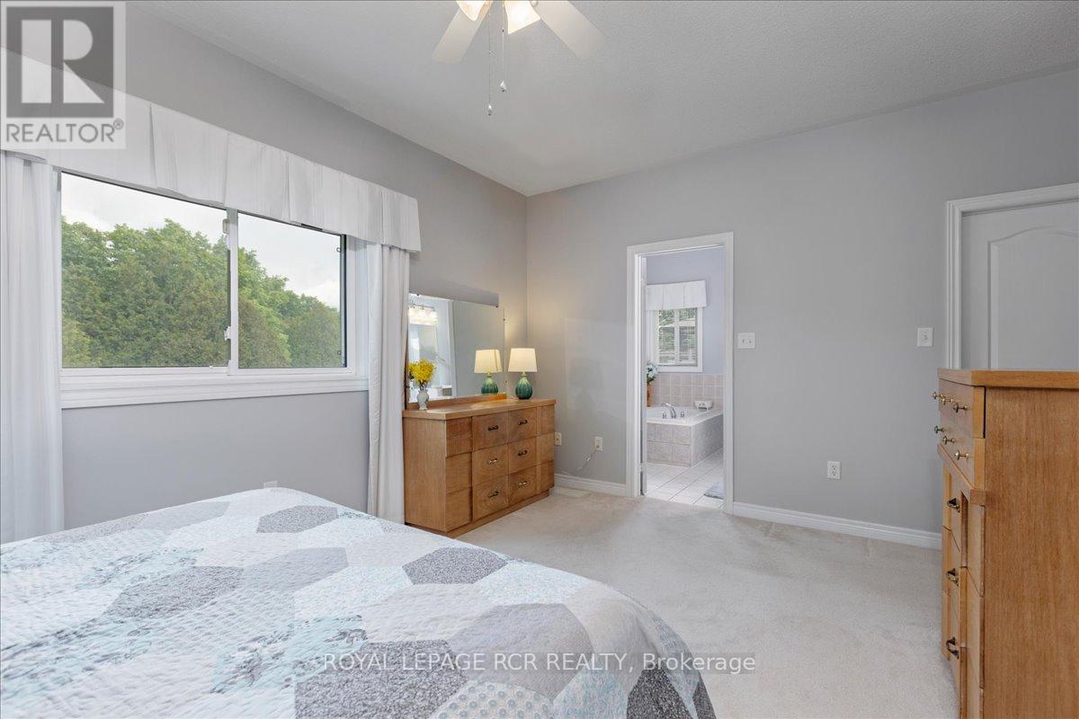 332 King Street Property Photo 10