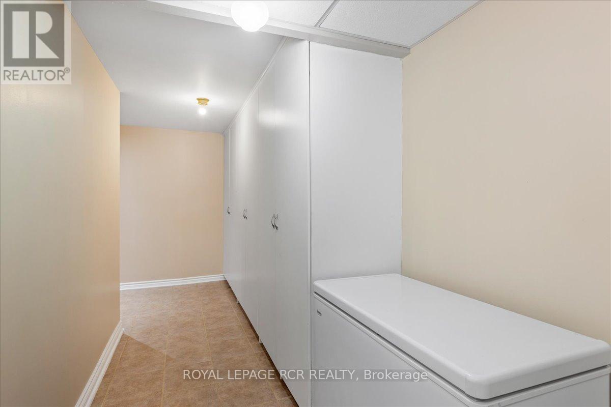 332 King Street Property Photo 18