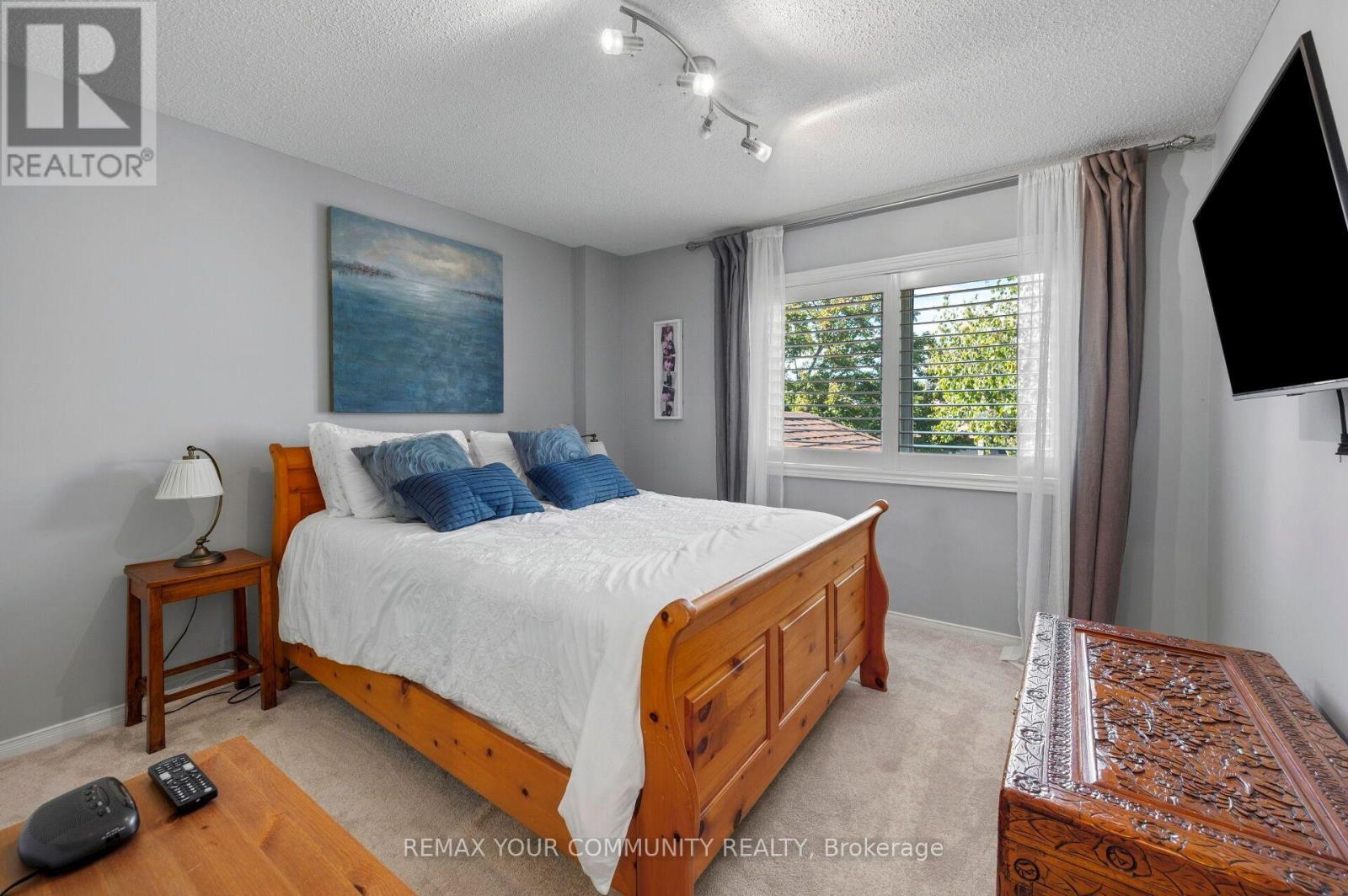 25 Albery Crescent Property Photo 21