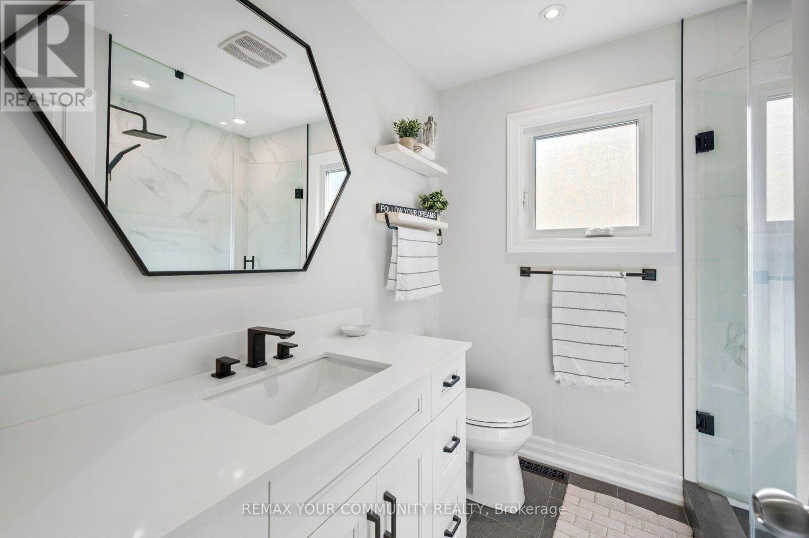 25 Albery Crescent Property Photo 23