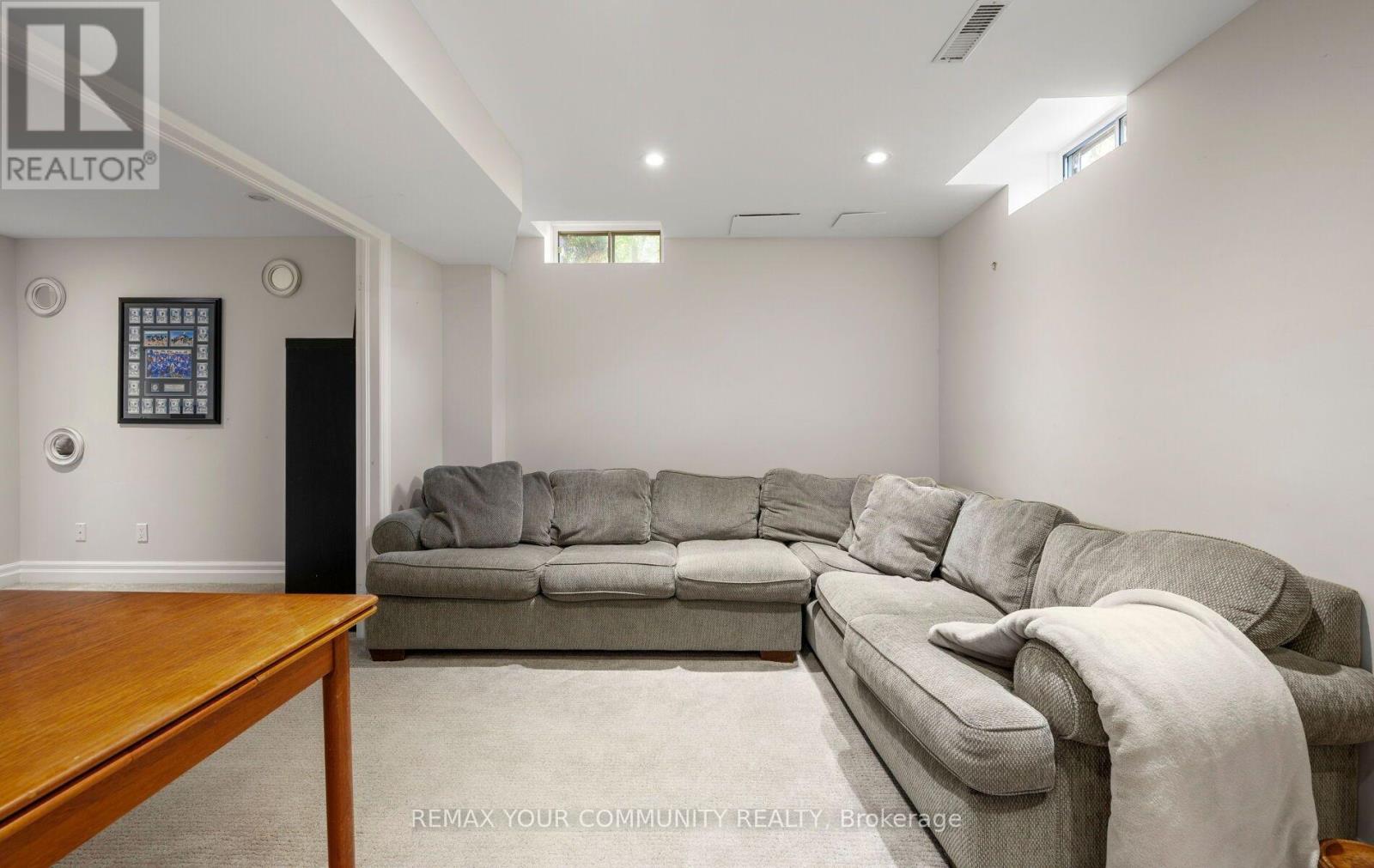 25 Albery Crescent Property Photo 27