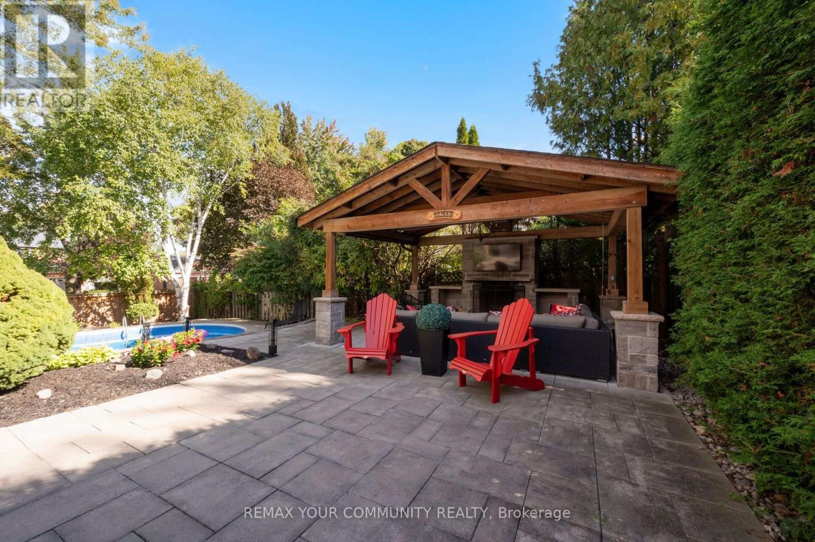 25 Albery Crescent Property Photo 33