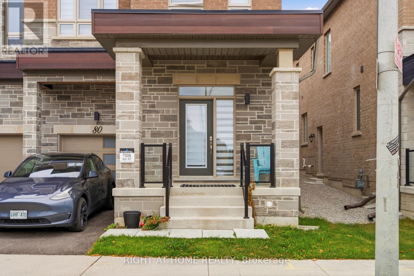 80 Tempel Street Property Photo 2