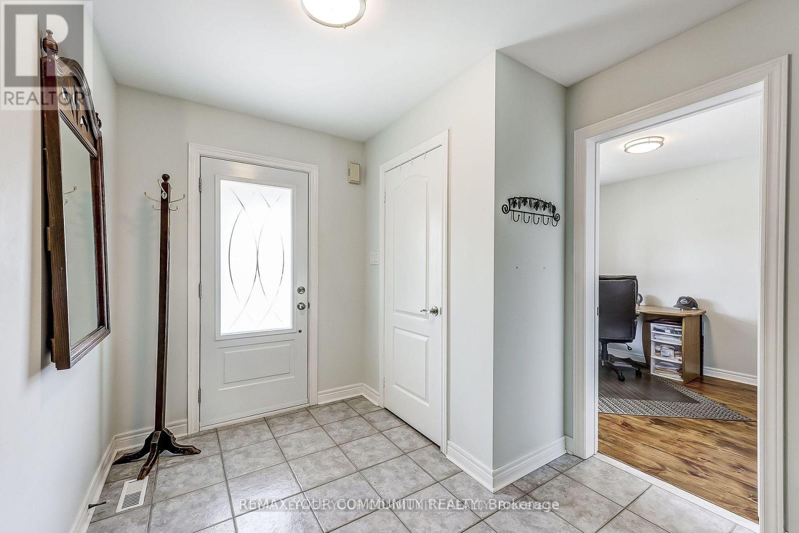 53 Bolton Drive Property Photo 4