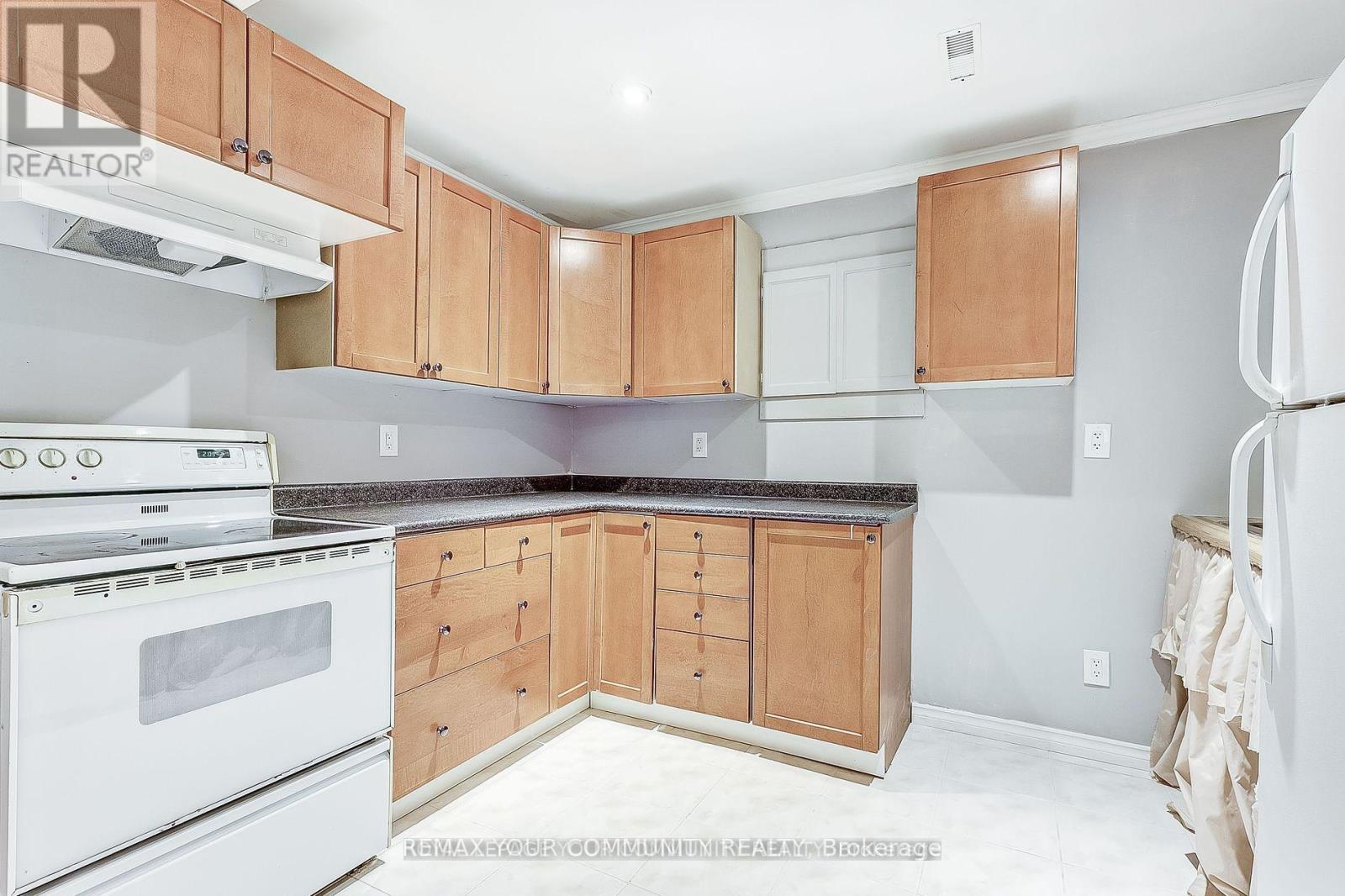 53 Bolton Drive Property Photo 24