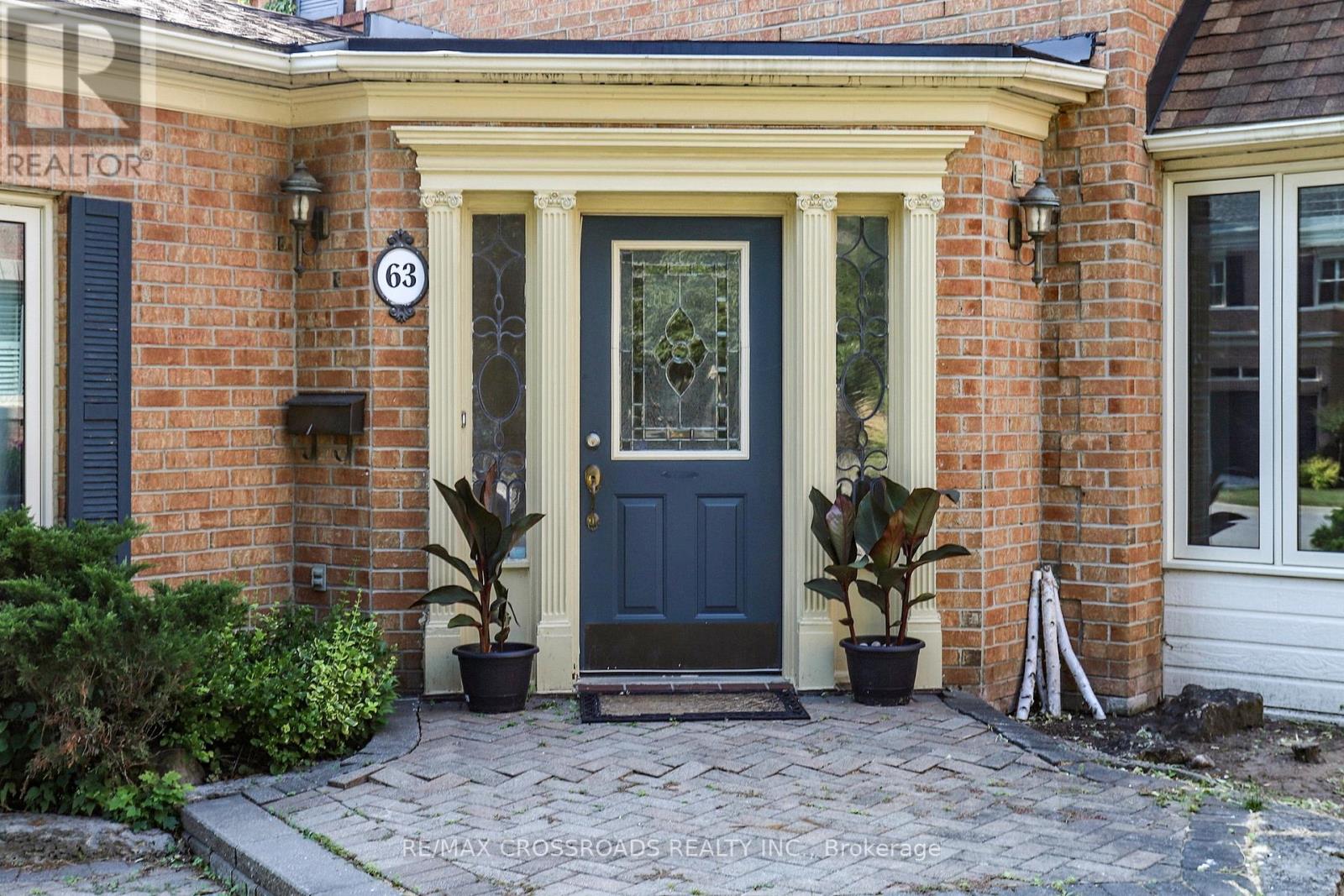 63 Baynards Lane Property Photo 2