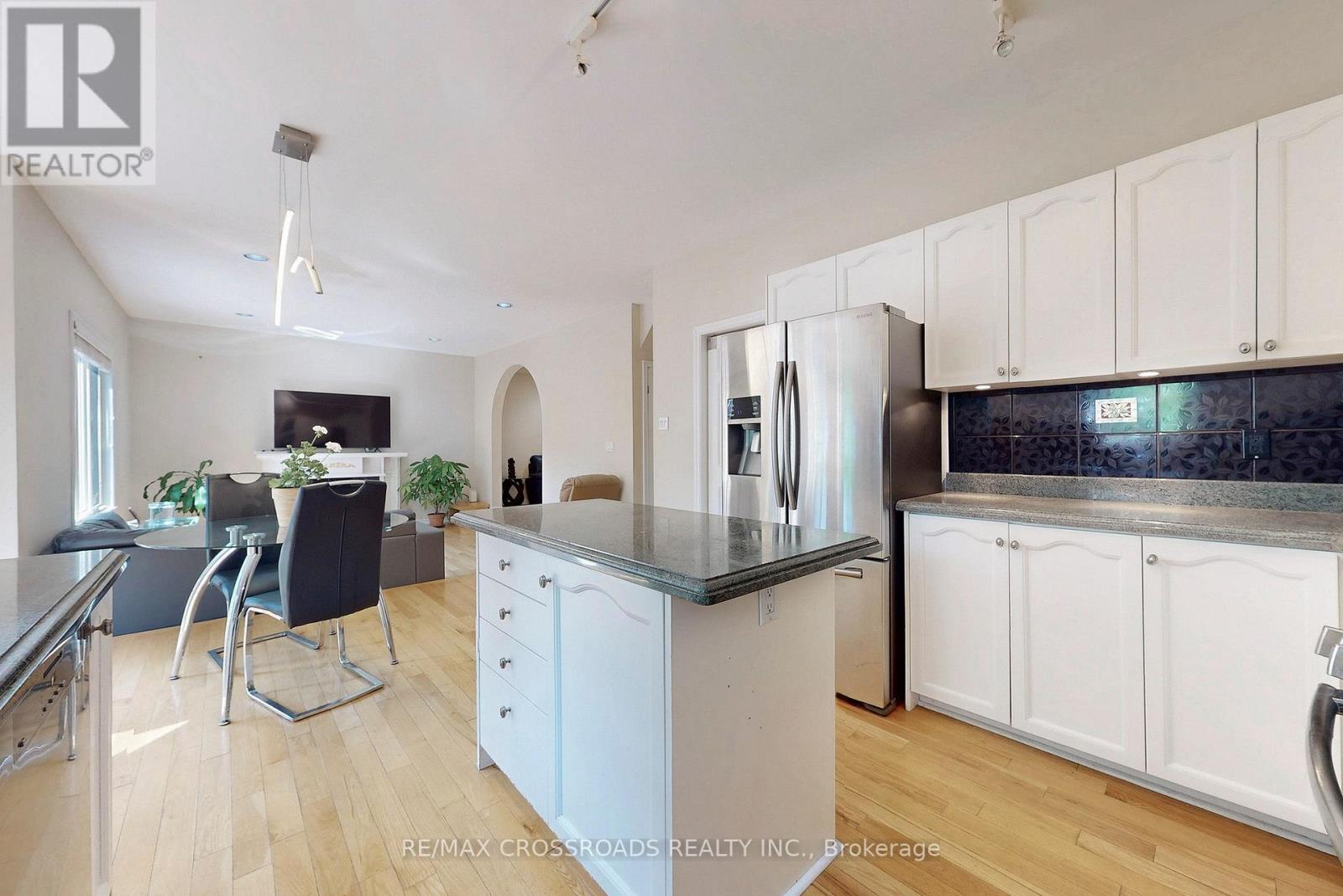 63 Baynards Lane Property Photo 11