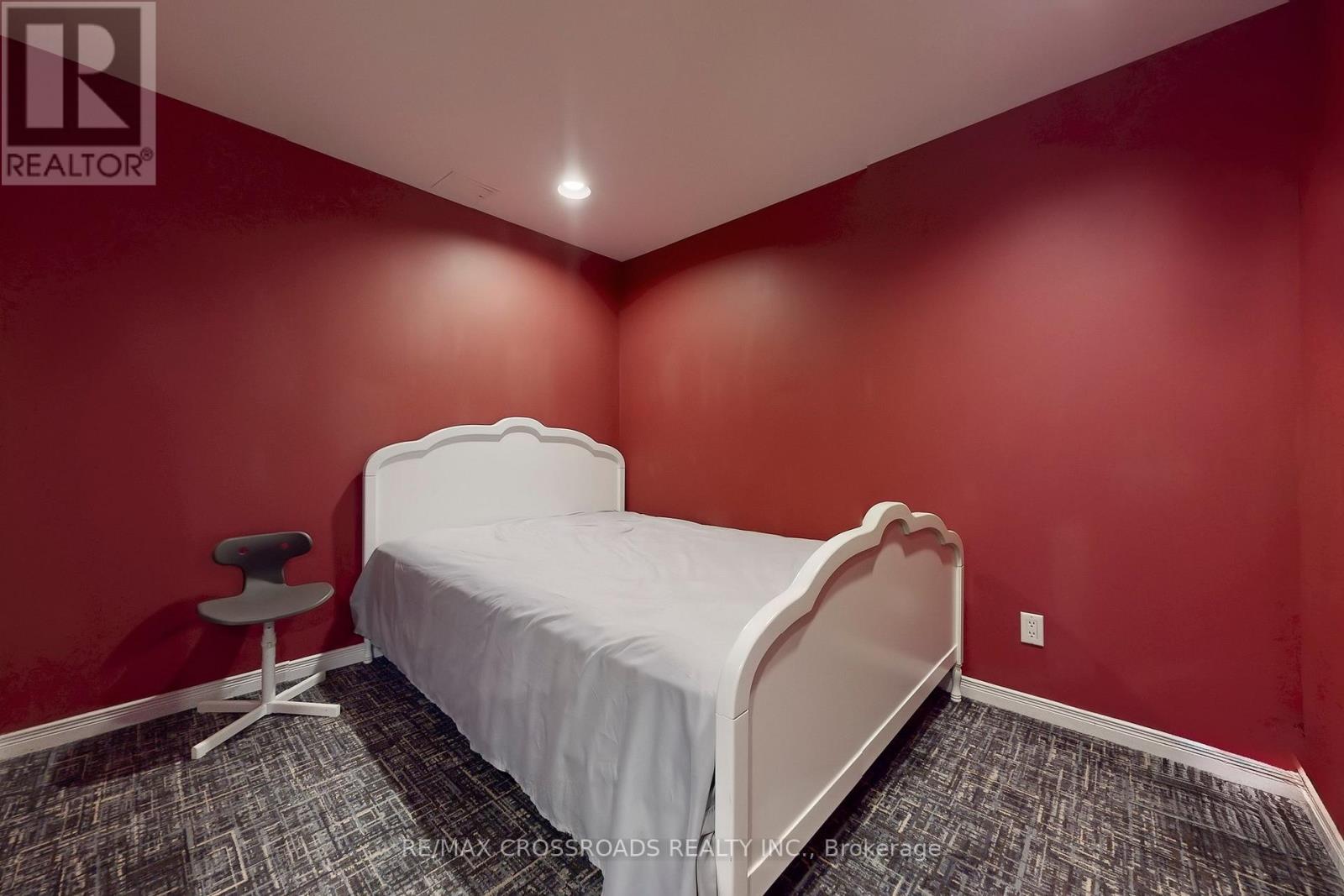 63 Baynards Lane Property Photo 45