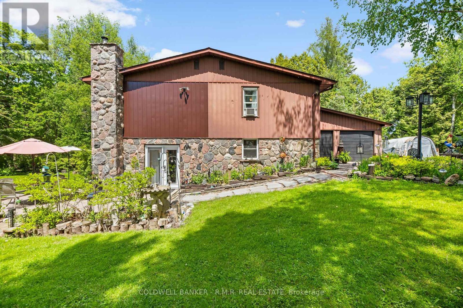 204 Acton Road Property Photo 6