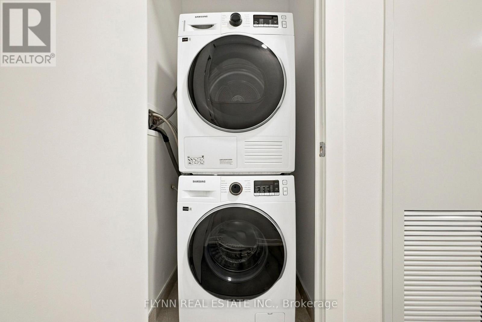 2412 - 5 Meadowvale Road Property Photo 8