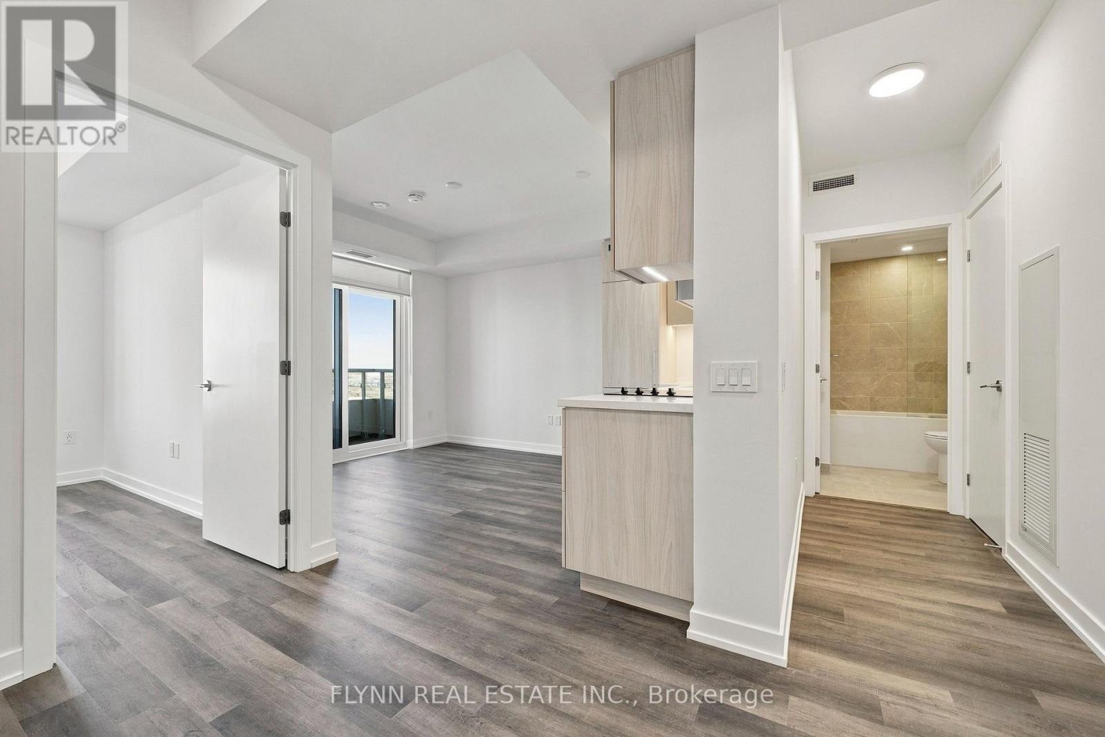 2412 - 5 Meadowvale Road Property Photo 13
