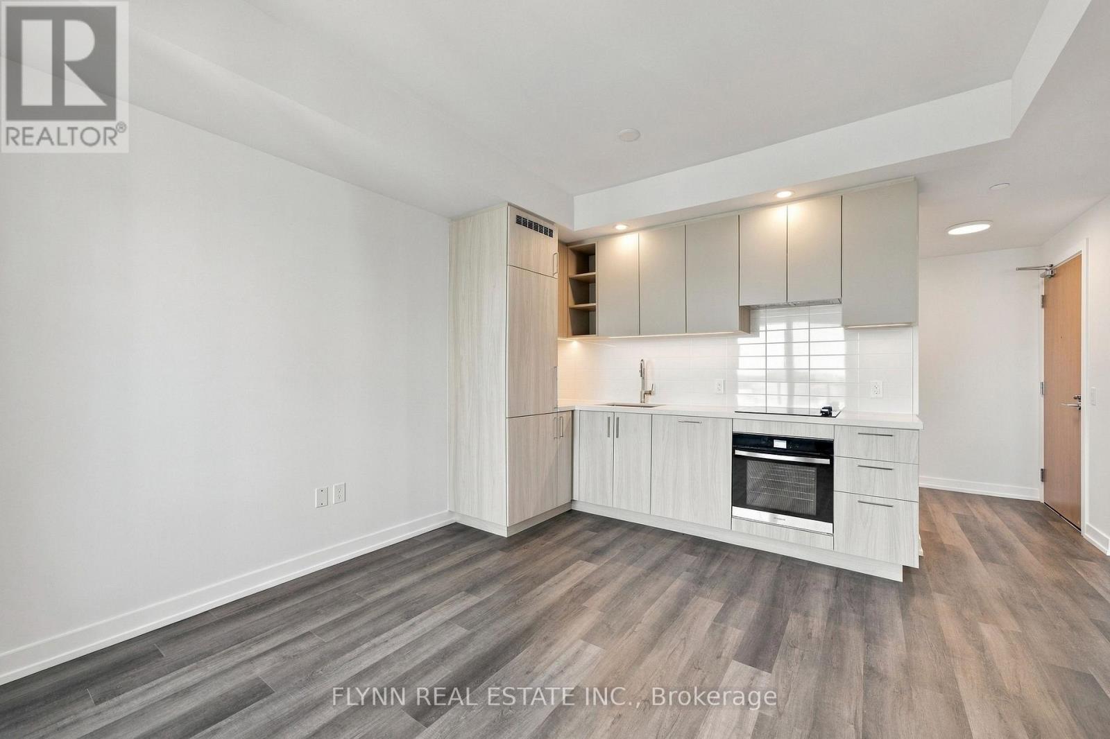 2412 - 5 Meadowvale Road Property Photo 15