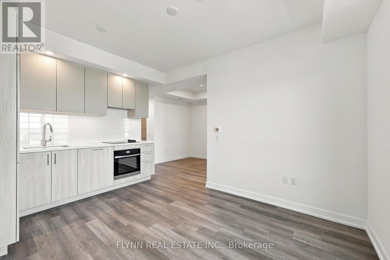 2412 - 5 Meadowvale Road Property Photo 17