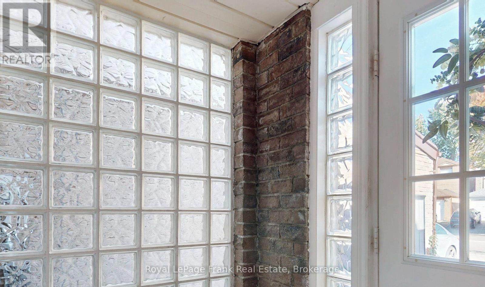 22 Peachtree Place Property Photo 2