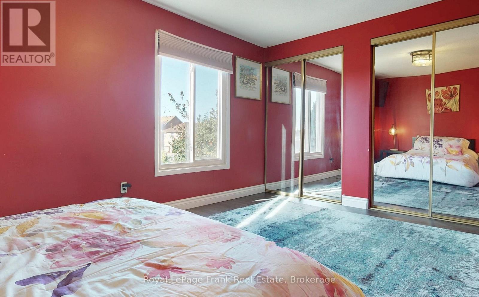 22 Peachtree Place Property Photo 15
