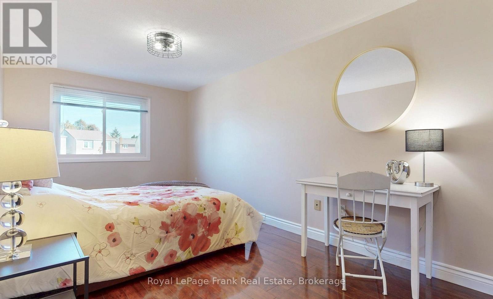 22 Peachtree Place Property Photo 19