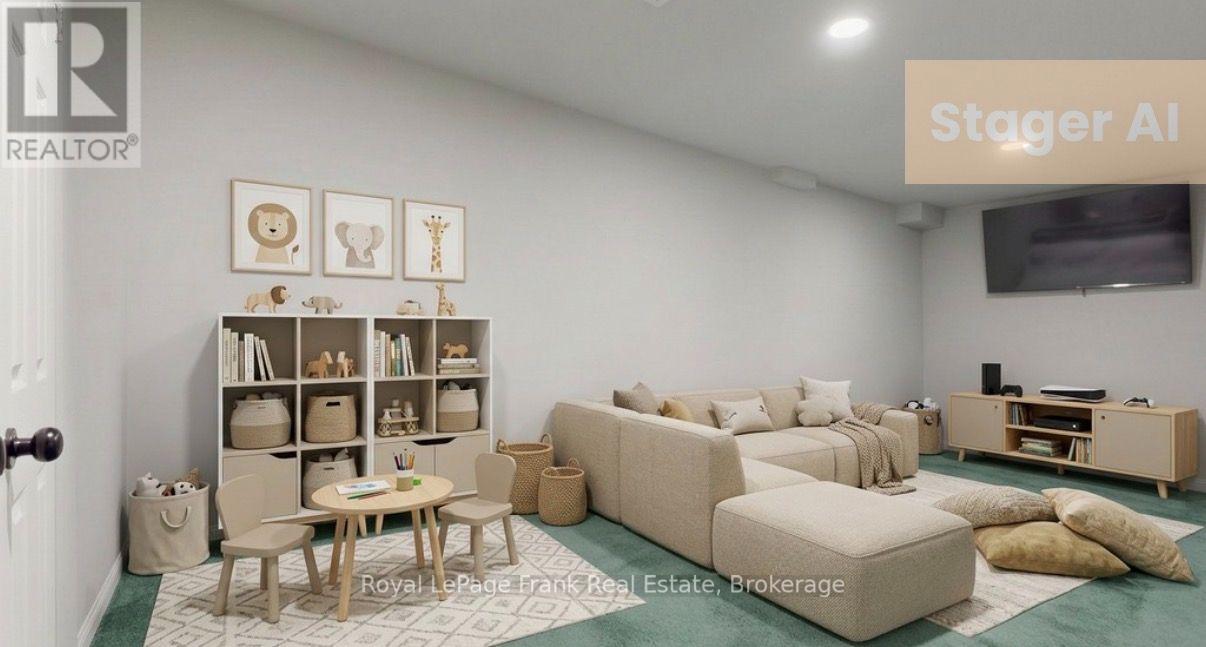 22 Peachtree Place Property Photo 20
