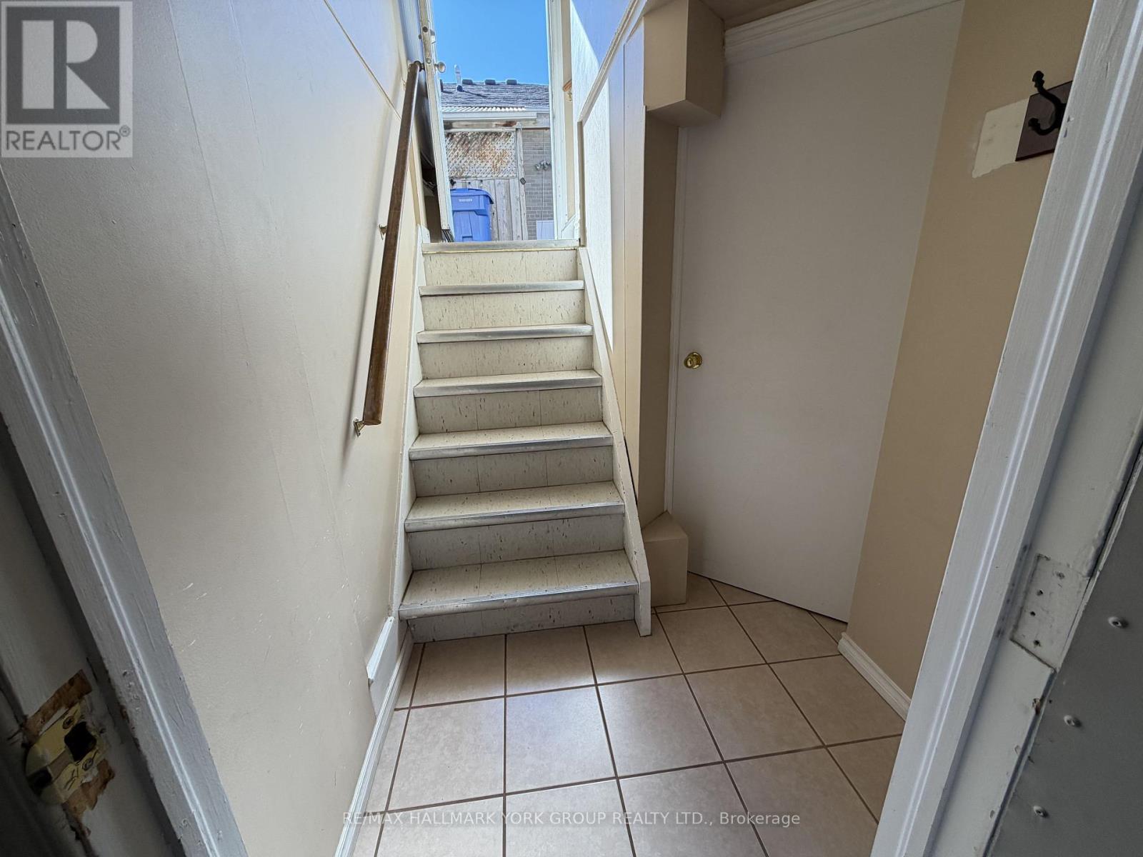 Lower - 47 Longford Drive Property Photo 13