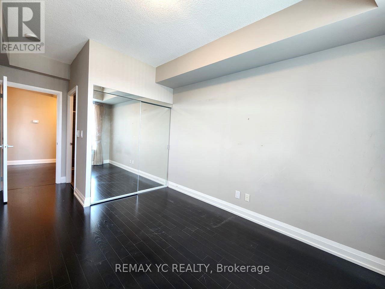 408 - 7171 Yonge Street Property Photo 7