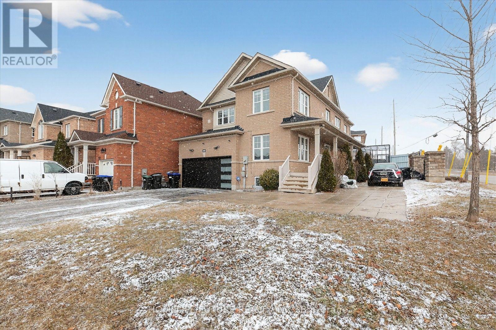 939 Miller Park Avenue Property Photo 2