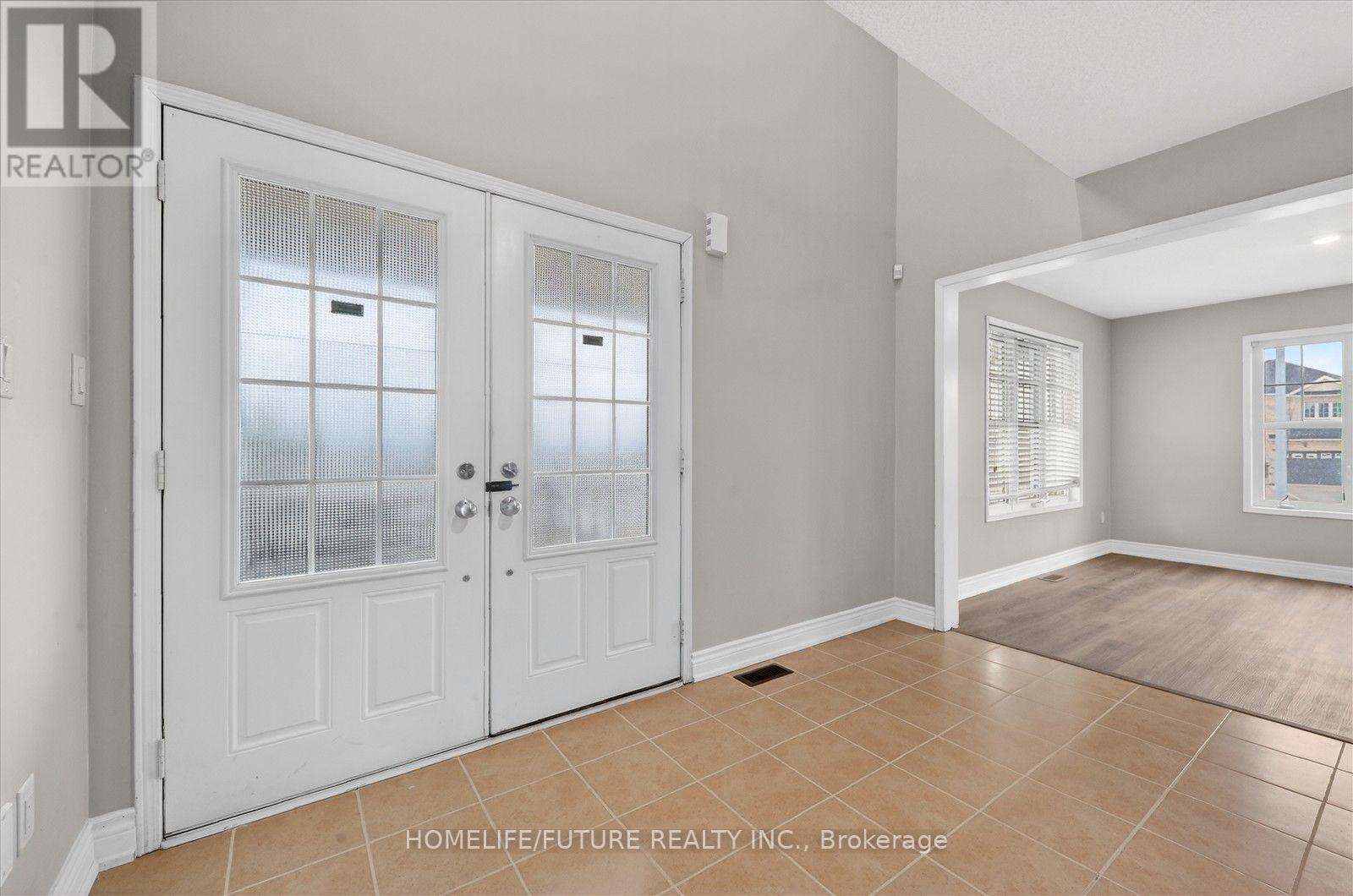 939 Miller Park Avenue Property Photo 5