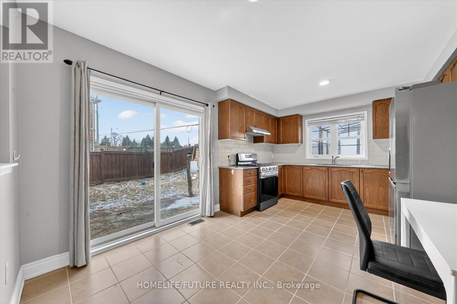939 Miller Park Avenue Property Photo 13
