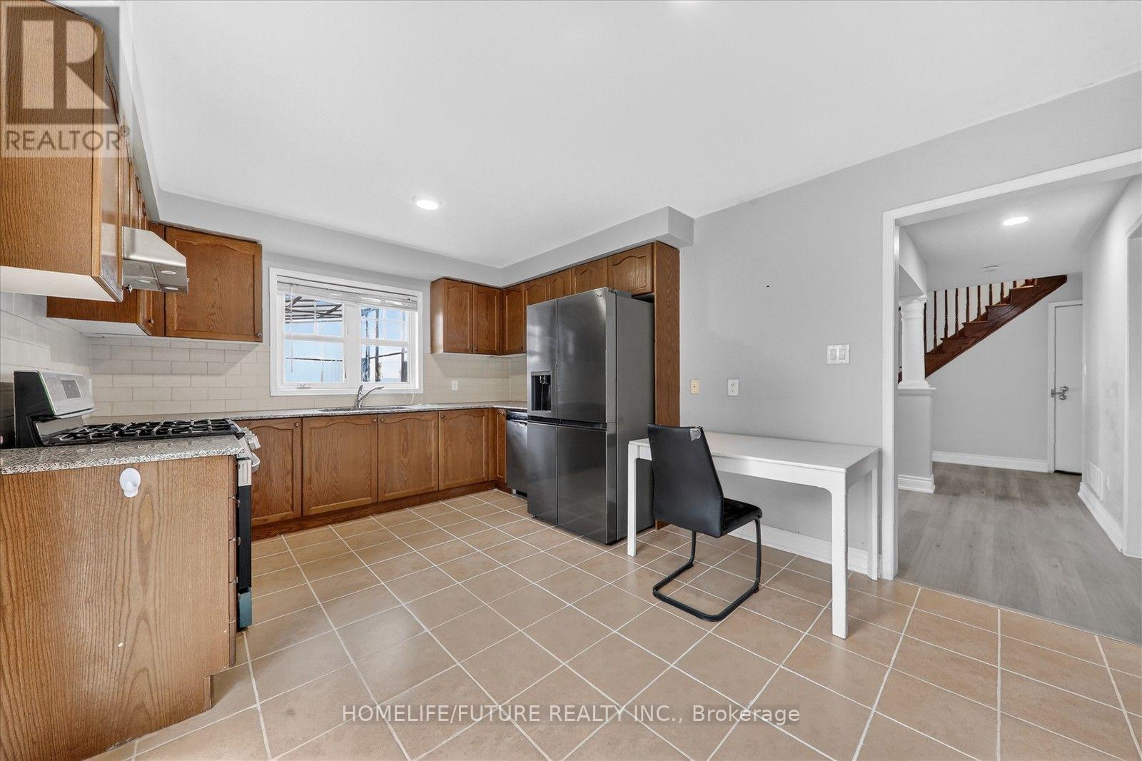 939 Miller Park Avenue Property Photo 14