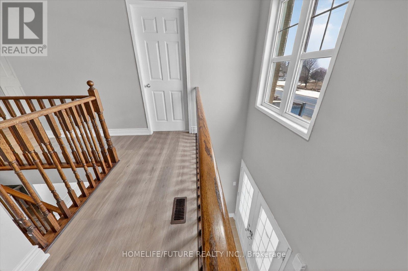 939 Miller Park Avenue Property Photo 20